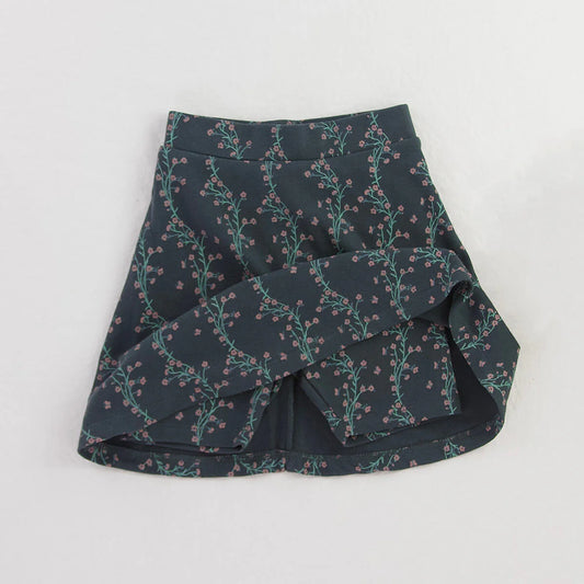 Iver & Isla Pima Skort in Verdant Trellis