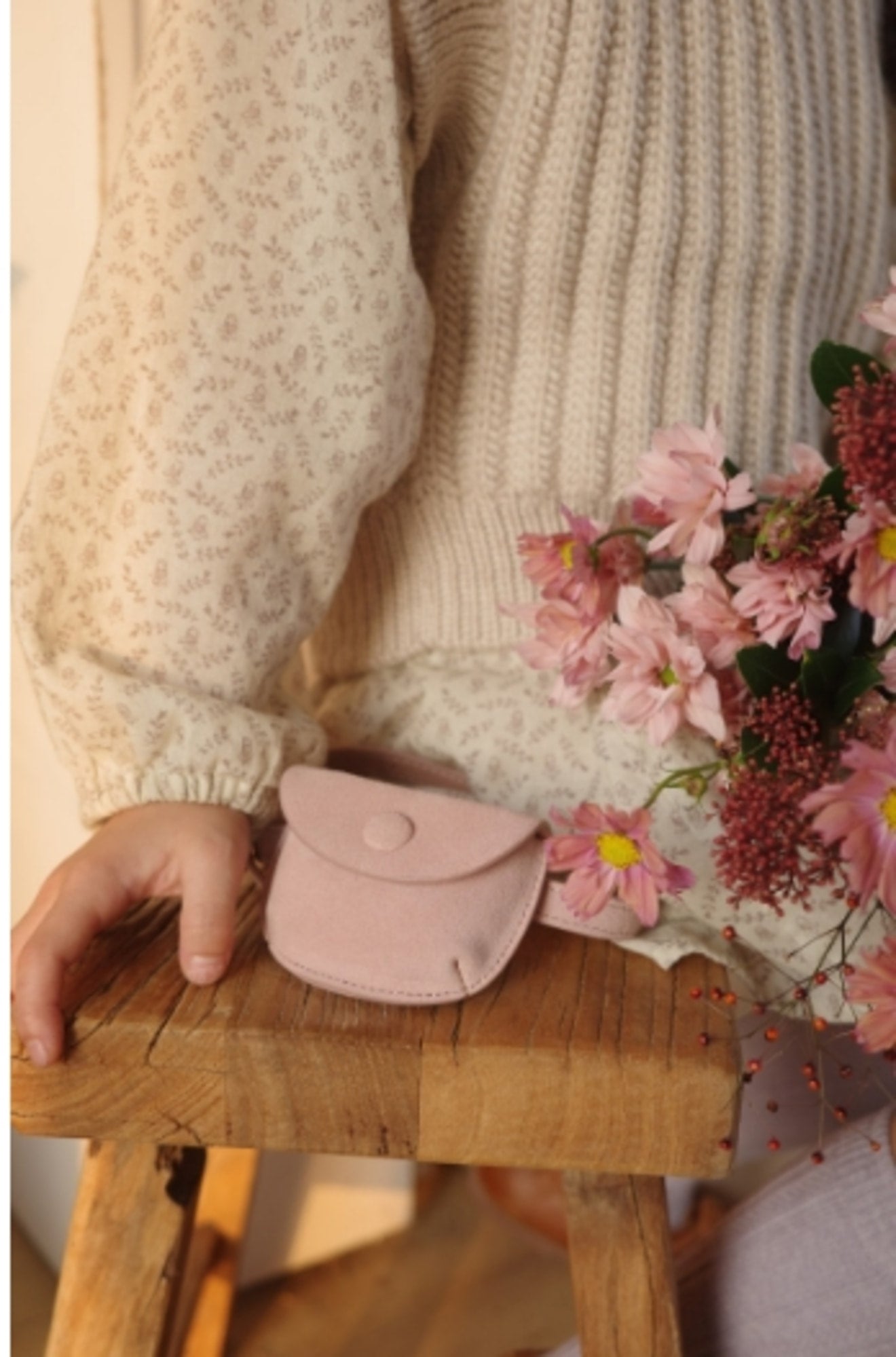 ECRIN SUEDE COIN BAG _LIGHT PINK